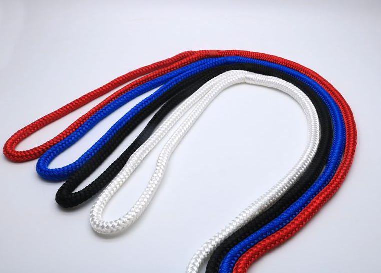 Nylon Rope and Polyester Rope - What's the Difference? Nylon Rope and Polyester Rope - What's the Difference?